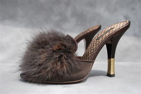 loui vuitton marabou heels